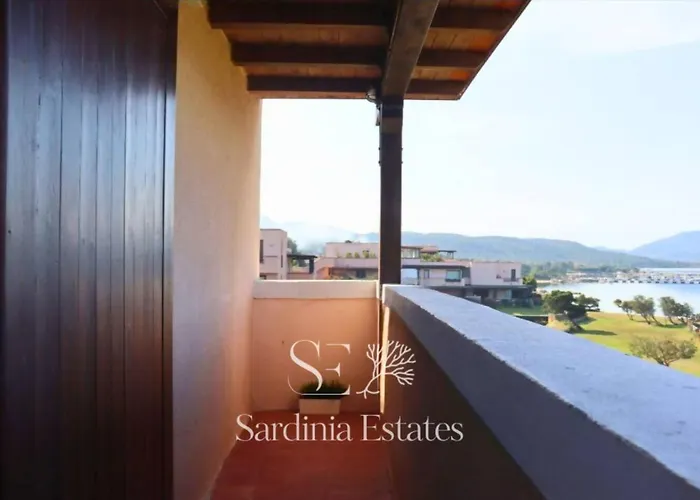 20 Passi Dalla - Panoramic Duplex Porto Rotondo