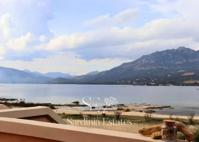 20 Passi Dalla - Panoramic Duplex Apartment Porto Rotondo