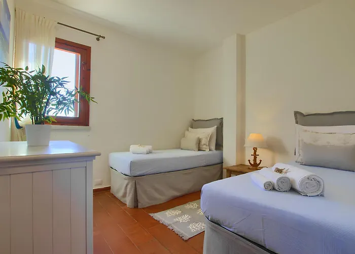 Apartment 20 Passi Dalla - Panoramic Duplex Porto Rotondo