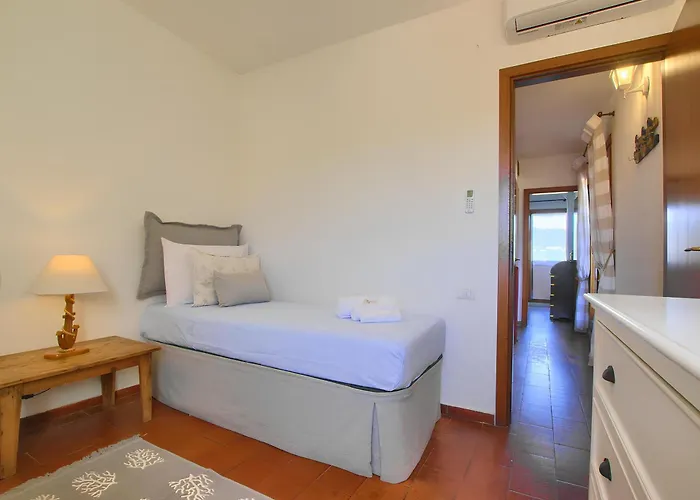 Apartment 20 Passi Dalla - Panoramic Duplex Porto Rotondo